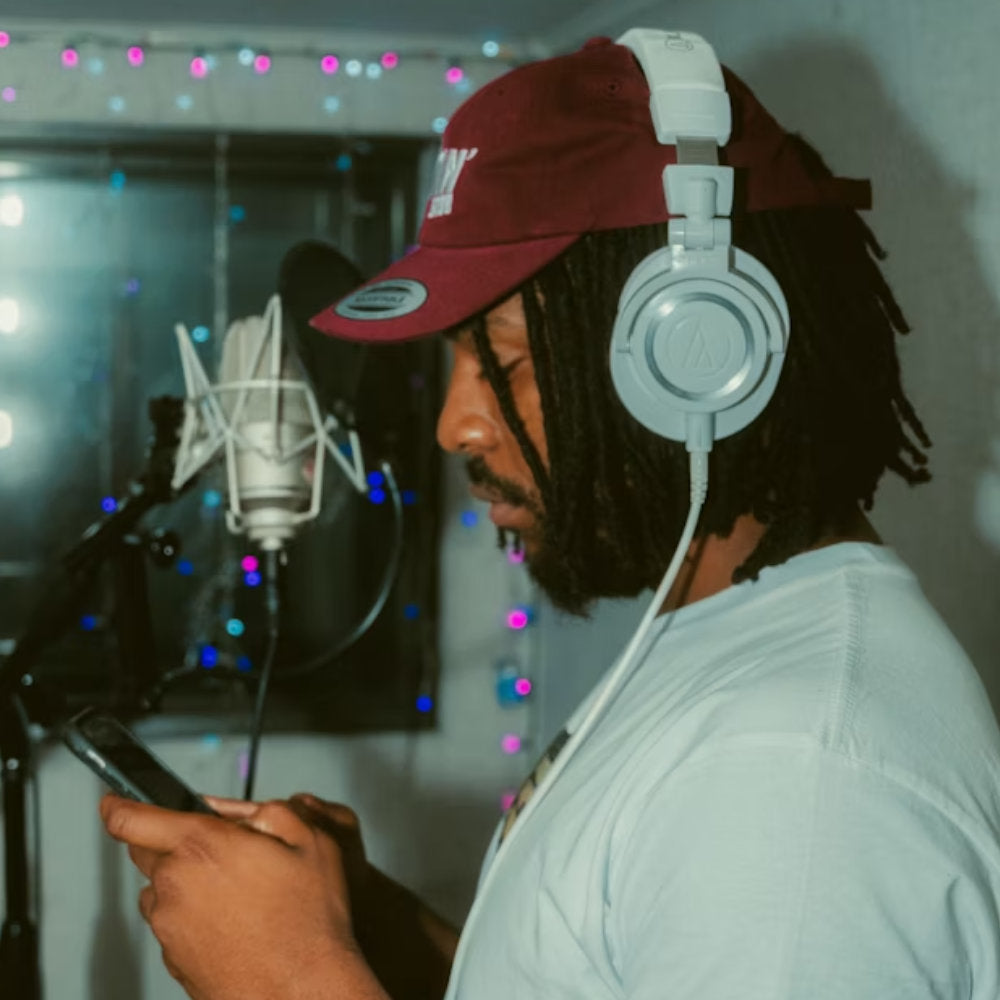 Exclusive vs. Non-Exclusive Beats: What’s Best for Independent Artists